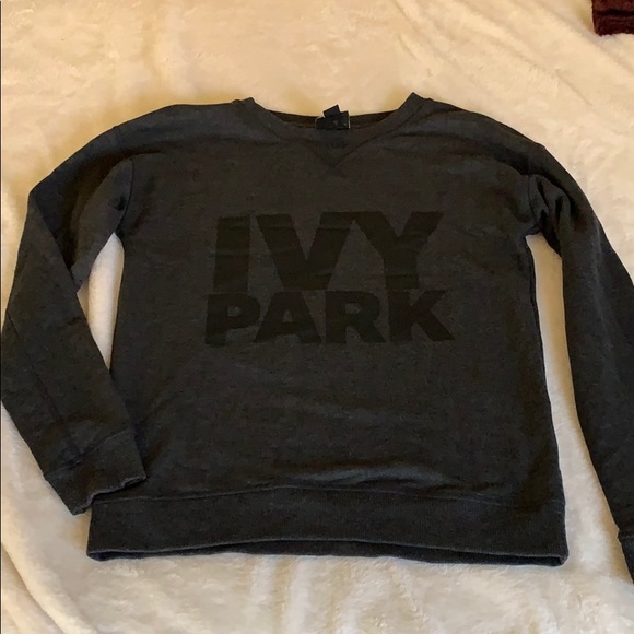 Ivy Park sweater - Picture 2 of 7